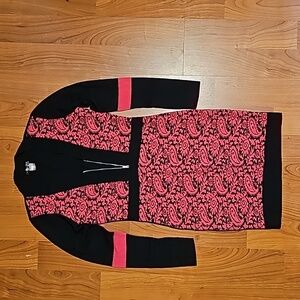 NWOT VENUS Pink and Black Sweater Dress Size Small